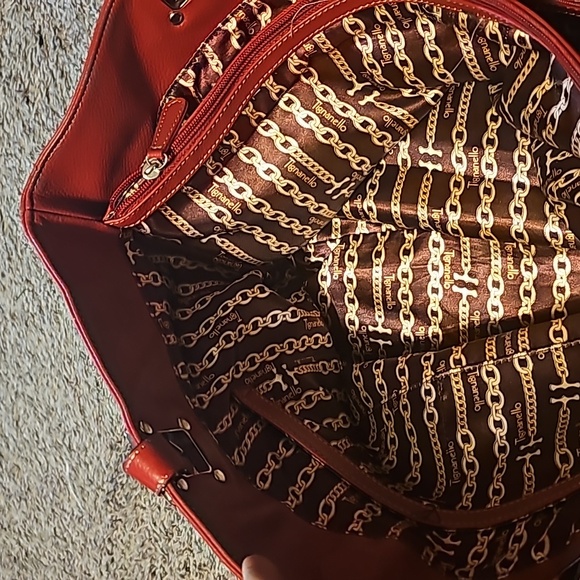 NWOT Red pebble leather  purse - Picture 3 of 5